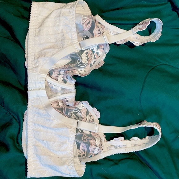 lacey underwire bra - Picture 3 of 3